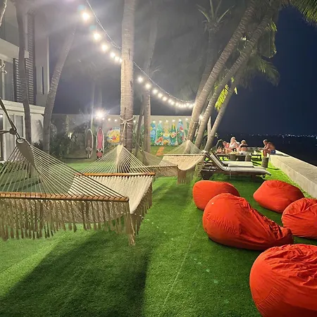 Villa Del Sol Beach Resort & Spa