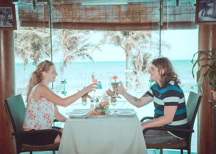 Del Sol & Khu nghỉ mát 4*